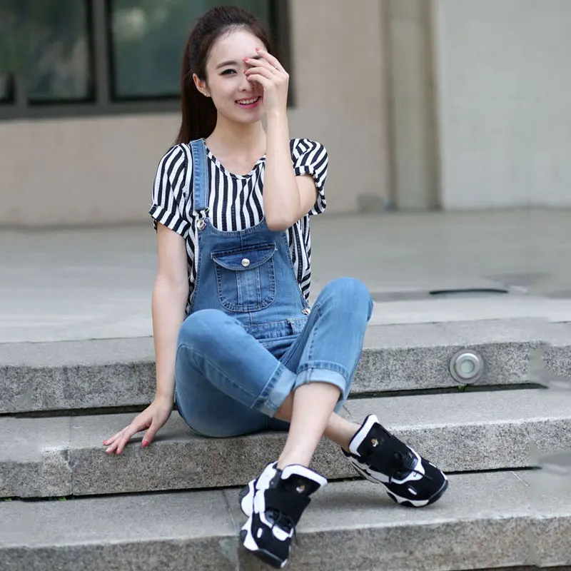 2020 New Modis Denim trousers Female Korean version of the tide Slim Slimming Elastic Suspenders Light Seven Cropped trousers
2020 New Modis Denim trousers Female Korean version of the tide Slim Slimming Elastic Suspenders Light Seven Cropped trousers