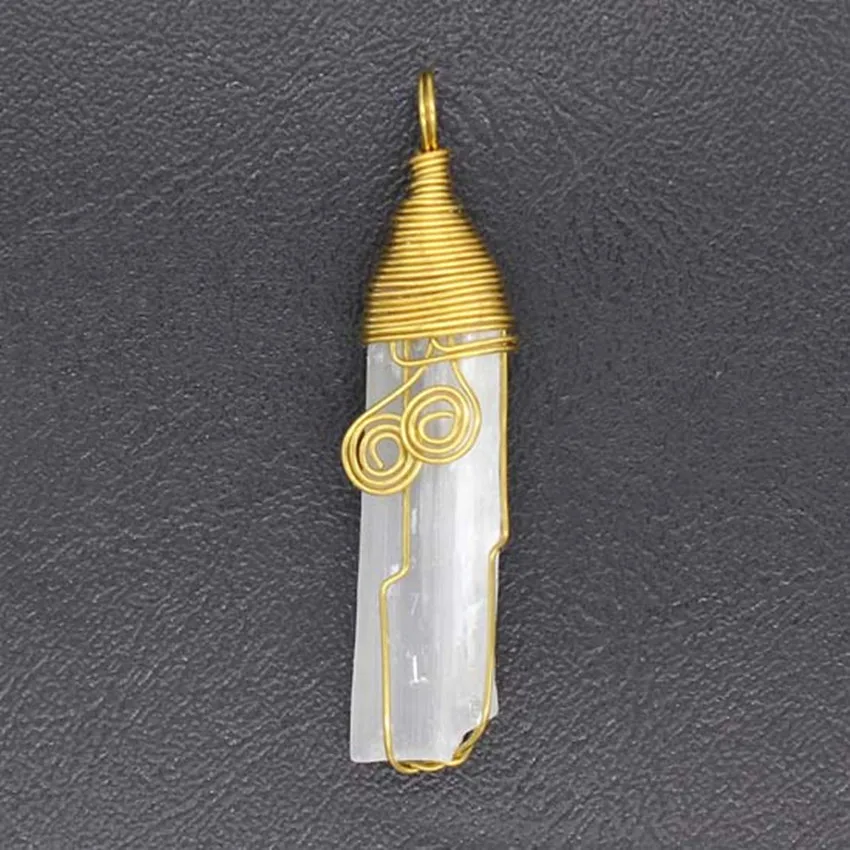 Trendy-beads Unique Light Yellow Gold Color Wire Wrap Irregular Shape Selenite Crystal Pillar Pendant
Trendy-beads Unique Light Yellow Gold Color Wire Wrap Irregular Shape Selenite Crystal Pillar Pendant