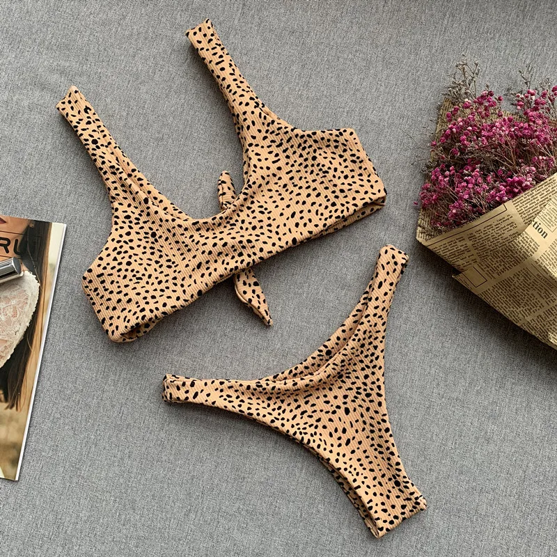 hot Sexy Bikinis Women Swimwear Low Waist Halter bikini Brazilian Biquini Leopard swimsuit Summer Beach swimwear
hot Sexy Bikinis Women Swimwear Low Waist Halter bikini Brazilian Biquini Leopard swimsuit Summer Beach swimwear