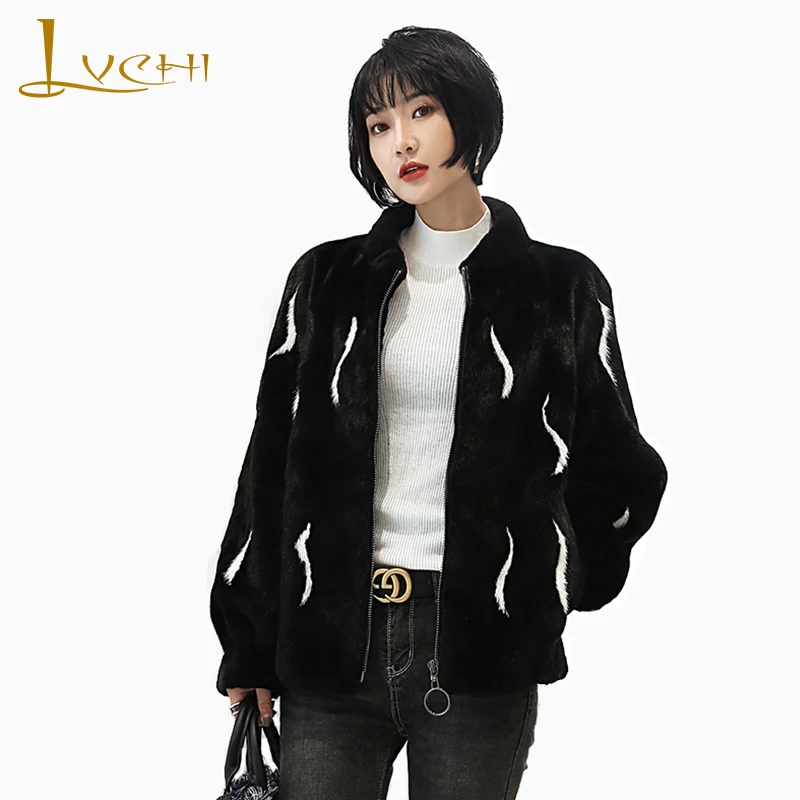 LVCHI Winter 2019 Import Crown Velvet Real Mink Fur Coats Women's Full Pelt O-Neck Black Causal Print Feathers Mink Fur Coats
LVCHI Winter 2019 Import Crown Velvet Real Mink Fur Coats Women's Full Pelt O-Neck Black Causal Print Feathers Mink Fur Coats