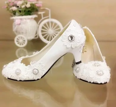 Women's white wedding shoes new comes! Med low high heels TG323 rhinestone pearls bridal shoes, ladies proms dance party shoe
Women's white wedding shoes new comes! Med low high heels TG323 rhinestone pearls bridal shoes, ladies proms dance party shoe