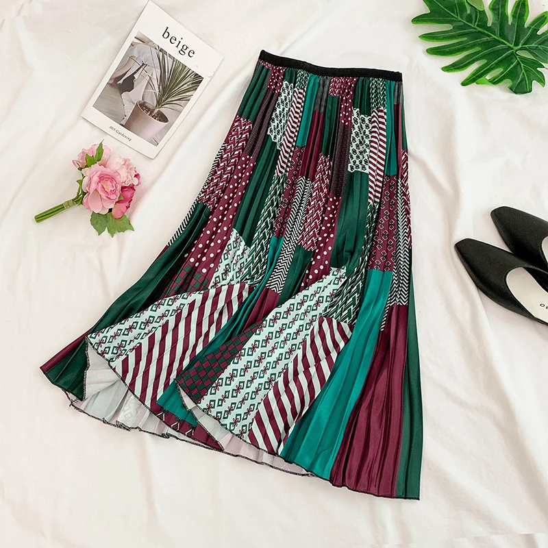 2019 new fashion women's skirt Retro Temperament Geometric Pattern Print Elastic High Waist Pleated Skirt
2019 new fashion women's skirt Retro Temperament Geometric Pattern Print Elastic High Waist Pleated Skirt