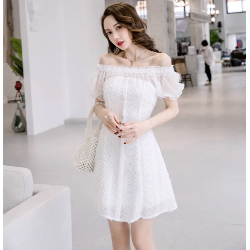 Women Summer A-line Dress 2019 Plus Size White Short Puff Sleeve Slash Neck Mesh Tassel Casual Mini Dress Elegant Party Elbise
Women Summer A-line Dress 2019 Plus Size White Short Puff Sleeve Slash Neck Mesh Tassel Casual Mini Dress Elegant Party Elbise