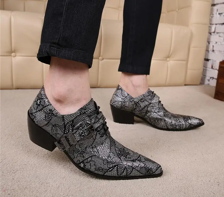 Men's Oxfords dress sheos slip on genuine leather high heels printed smart casual shoes buckle pointed toes chunky heels shoes
Men's Oxfords dress sheos slip on genuine leather high heels printed smart casual shoes buckle pointed toes chunky heels shoes