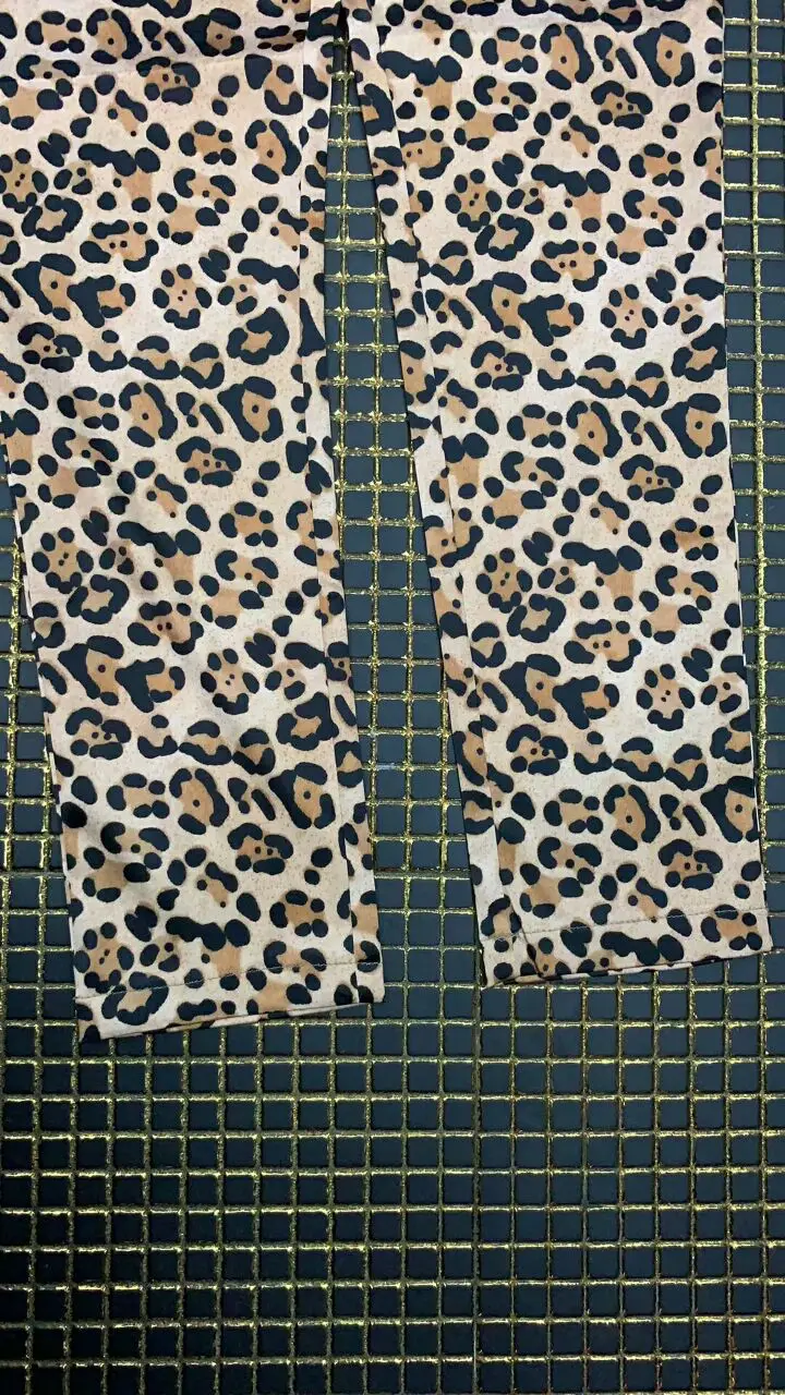 Women summer two-piece Fashion Sexy Leopard v neck Bandage Jumpsuit Knitted Full Length 2019 High Quality jumpsuits
Women summer two-piece Fashion Sexy Leopard v neck Bandage Jumpsuit Knitted Full Length 2019 High Quality jumpsuits