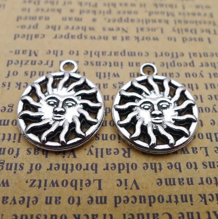 RAINXTAR Fashion Alloy Sun Pendant Charms Antique Silver Color Accessories Charms 17*22mm 100pcs AAC472
RAINXTAR Fashion Alloy Sun Pendant Charms Antique Silver Color Accessories Charms 17*22mm 100pcs AAC472