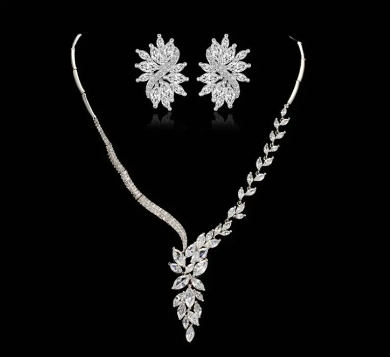 SINZRY Luxury Jewelry AAA+ Cut Cubic zircon Icicle flower party bridal wedding necklace earring jewelry set top quality 
SINZRY Luxury Jewelry AAA+ Cut Cubic zircon Icicle flower party bridal wedding necklace earring jewelry set top quality