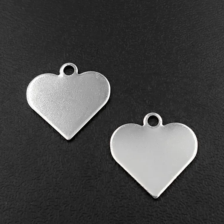 50pcs Stainless Steel Heart Charm Pendants Blank Stamping Tags Silver Tone 14*16*0.8mm For Making jewelry
50pcs Stainless Steel Heart Charm Pendants Blank Stamping Tags Silver Tone 14*16*0.8mm For Making jewelry