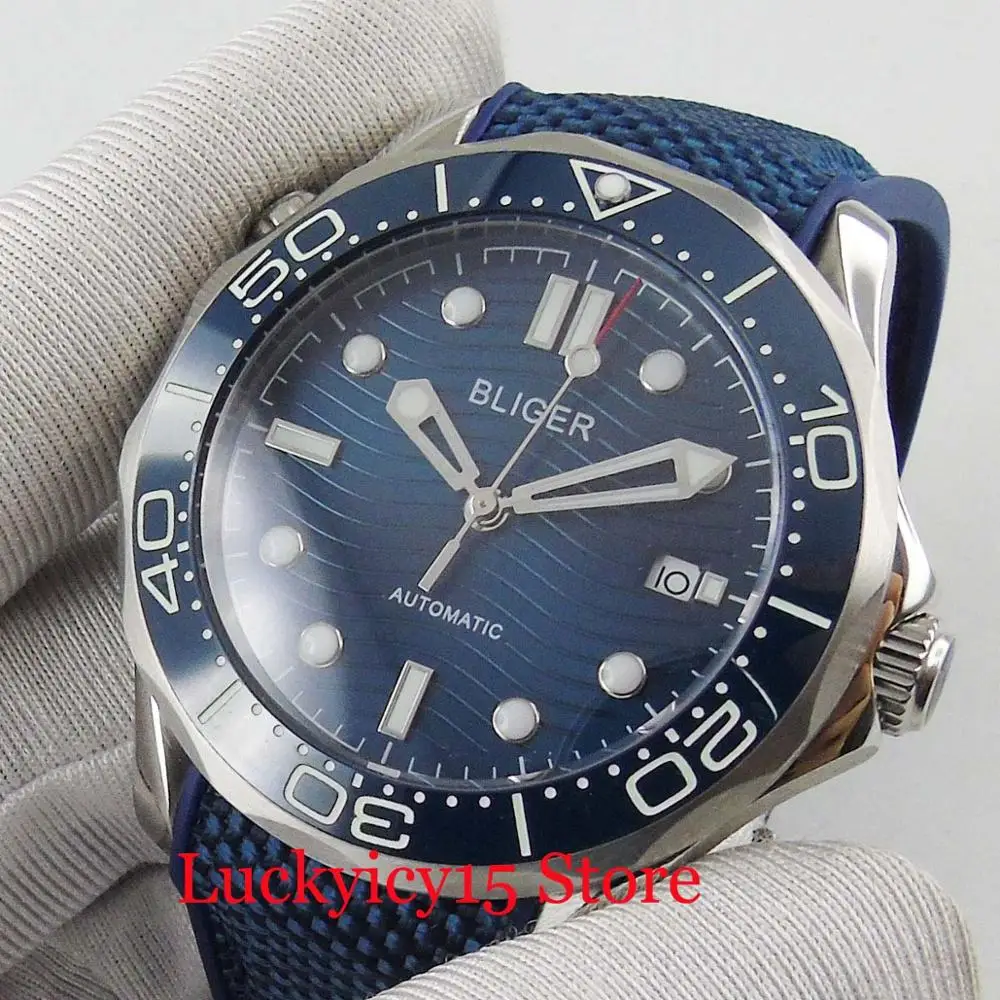 41mm Blue Automatic Men's Watch With Date Window Mechancial Self Winding Movement Rubber Strap Wave Pattern
41mm Blue Automatic Men's Watch With Date Window Mechancial Self Winding Movement Rubber Strap Wave Pattern