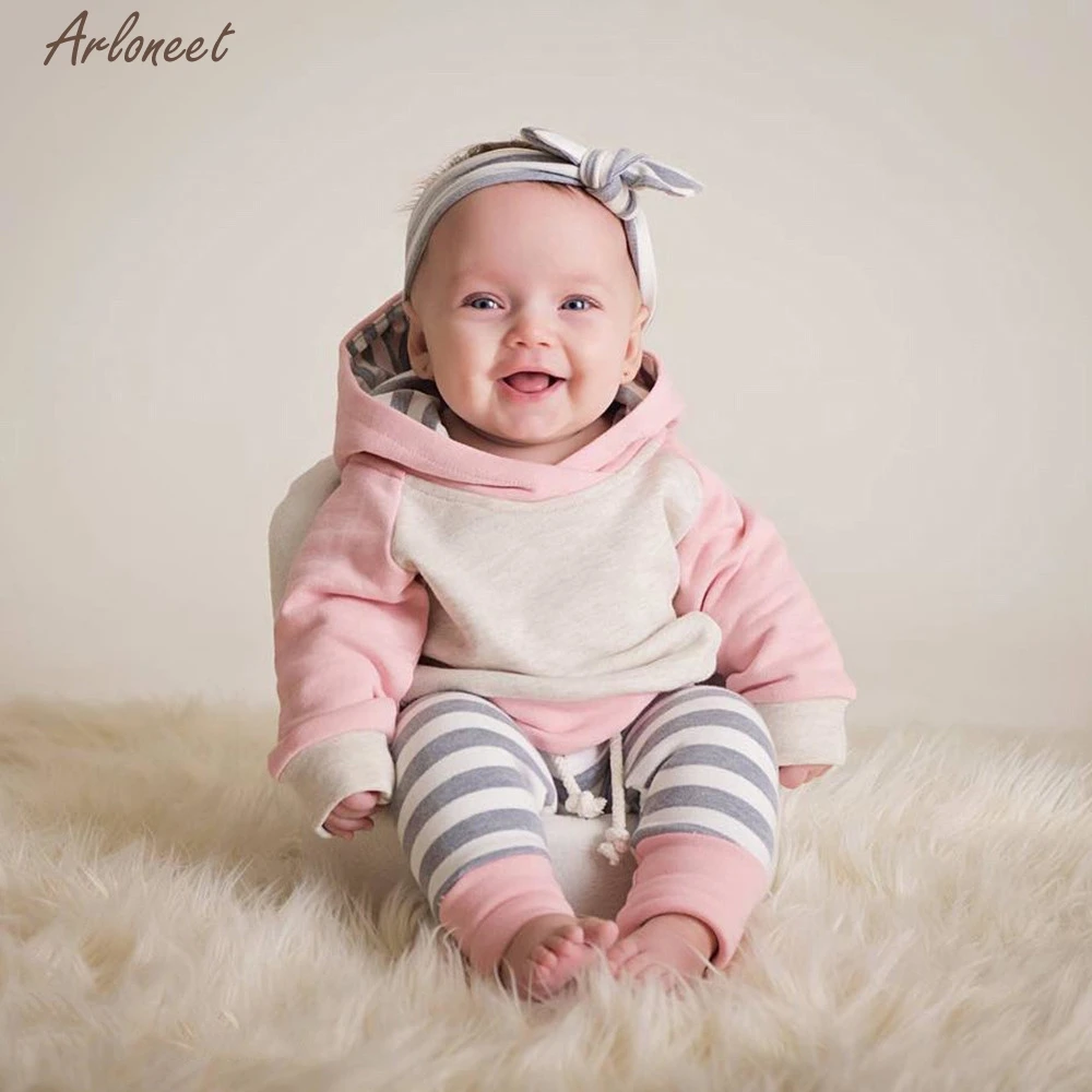 2017 FASHION 3pcs Toddler Baby Boy Girl Clothes Set Hoodie Tops+Pants+Headband Outfits Y110930
2017 FASHION 3pcs Toddler Baby Boy Girl Clothes Set Hoodie Tops+Pants+Headband Outfits Y110930