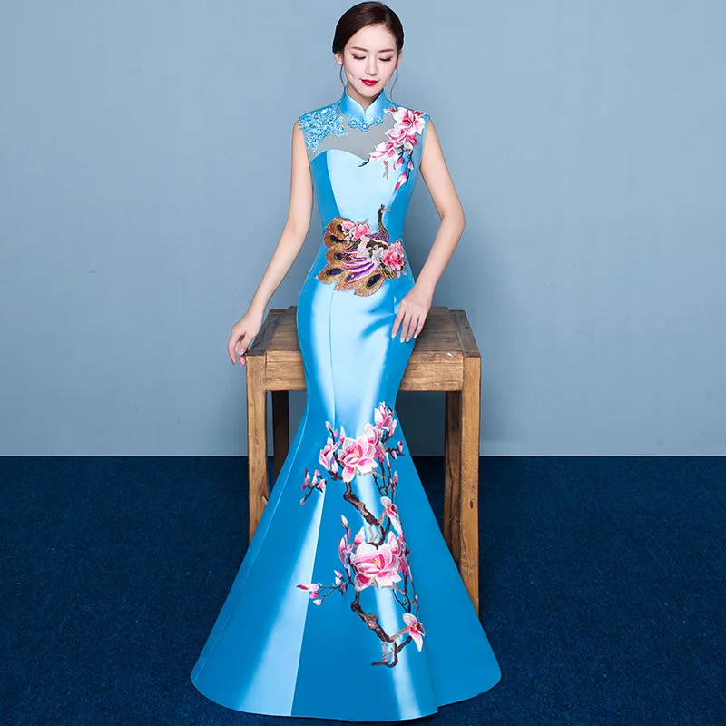 Fashion Wedding Party Cheongsam Oriental Evening Dress Chinese Style Women Elegant Qipao Sexy Long Robe Retro Vestido S-3XL
Fashion Wedding Party Cheongsam Oriental Evening Dress Chinese Style Women Elegant Qipao Sexy Long Robe Retro Vestido S-3XL