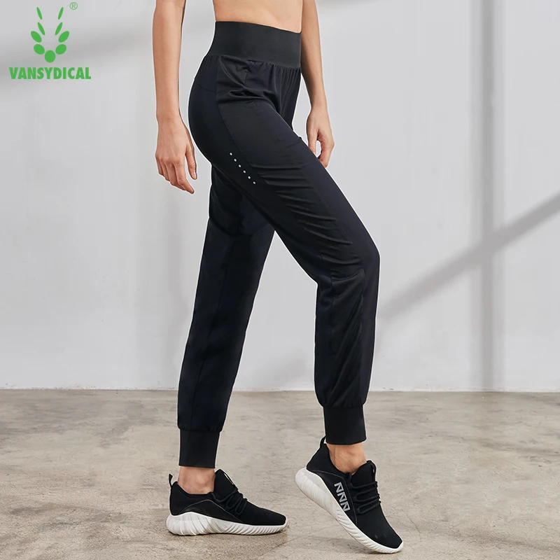 Vansydical Reflective Running Trousers Women's High-waist Loose Yoga Pants Breathable Fitness Training Sports Pants
Vansydical Reflective Running Trousers Women's High-waist Loose Yoga Pants Breathable Fitness Training Sports Pants