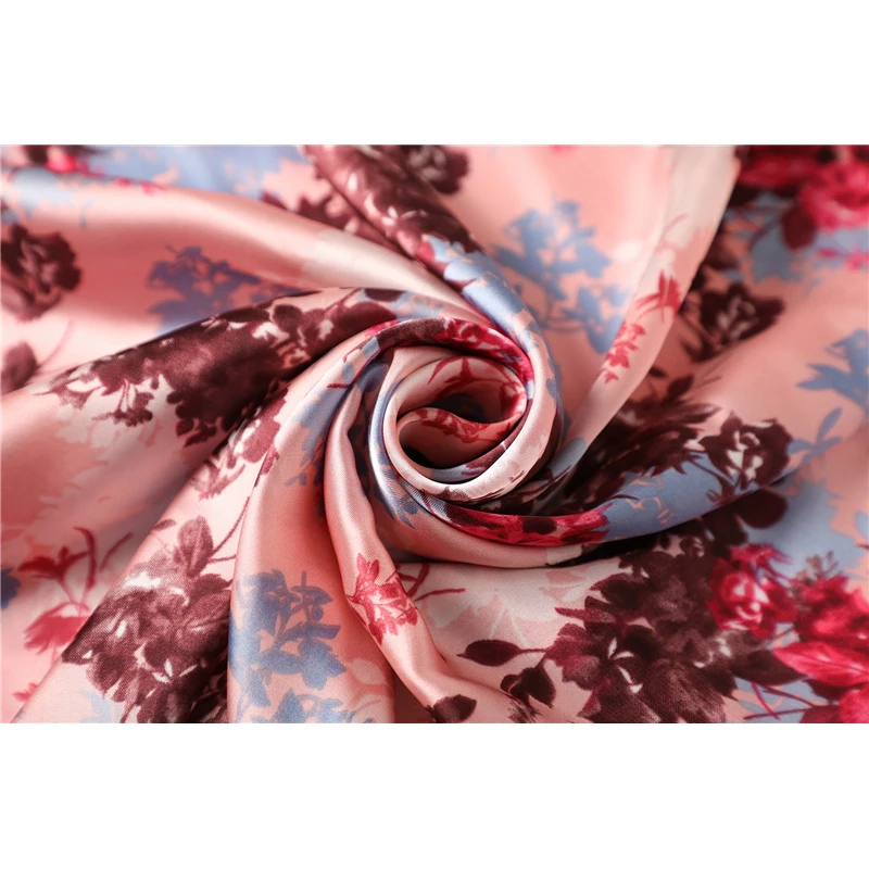 Luxury Brand 2019 New Fashion Summer Silk Square Scarf Women Leopard Satin Neck Hair Tie Band Beach Hijab Head Female Foulard
Luxury Brand 2019 New Fashion Summer Silk Square Scarf Women Leopard Satin Neck Hair Tie Band Beach Hijab Head Female Foulard