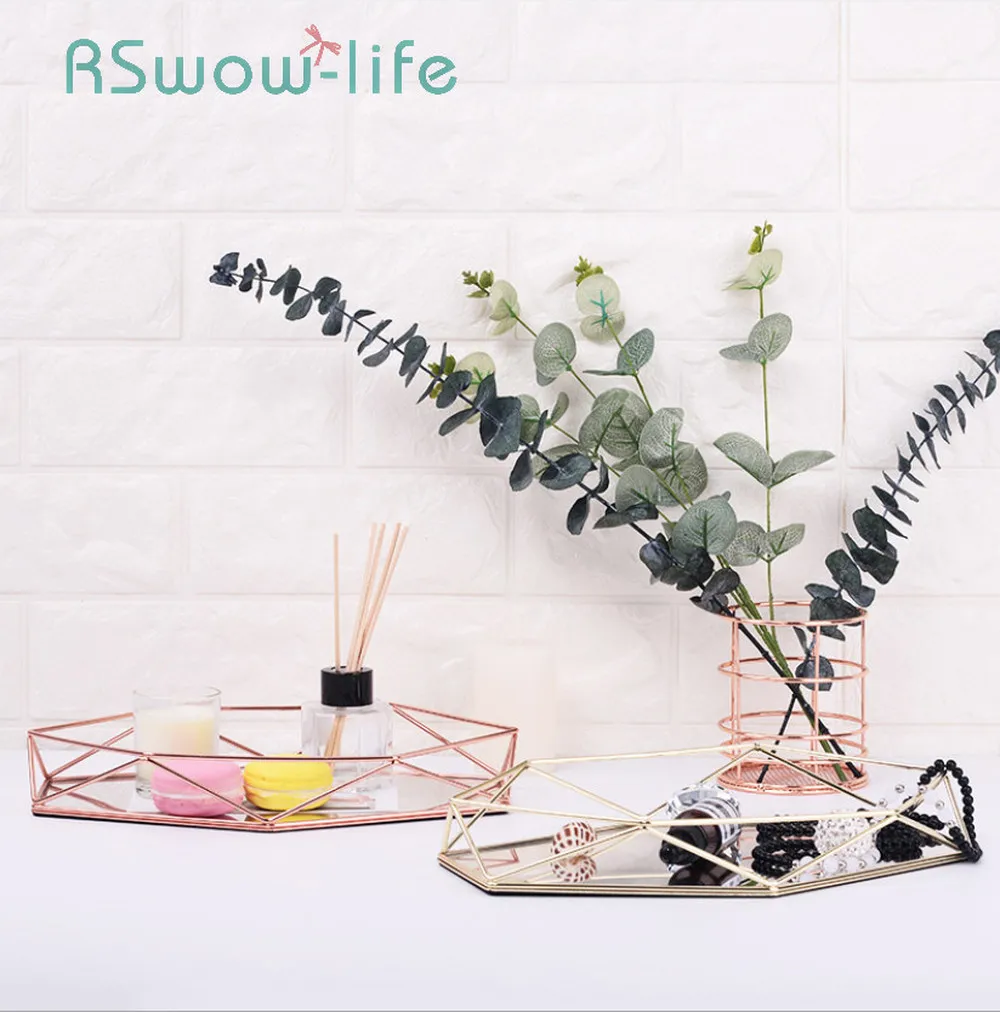 Home Jewelry Display Tray Desktop Decoration Cosmetic Storage Tray Metal Baskets Storages For Household Storage Collection
Home Jewelry Display Tray Desktop Decoration Cosmetic Storage Tray Metal Baskets Storages For Household Storage Collection