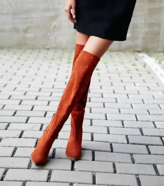 LTTL 2018 Autumn Winter Women Suede Knee High Boots Pioneer Studded Tall Boot Western style Metal Stud Shoes Women
LTTL 2018 Autumn Winter Women Suede Knee High Boots Pioneer Studded Tall Boot Western style Metal Stud Shoes Women