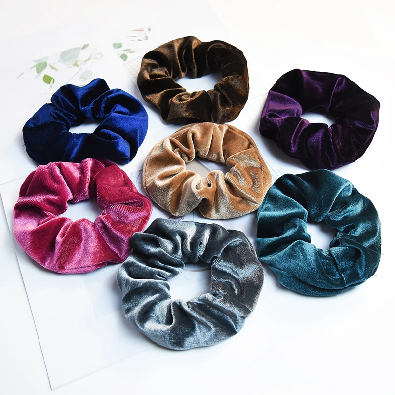 2019 Lady Hair Scrunchies Ring Elastic Hair Bands Pure Color Bobble Sports Dance Velvet Soft Leopard Women Scrunchies Hairband
2019 Lady Hair Scrunchies Ring Elastic Hair Bands Pure Color Bobble Sports Dance Velvet Soft Leopard Women Scrunchies Hairband