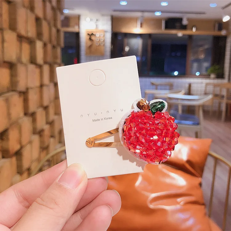 Korean Children's Hair Accessories Cute Drill BB Clip Fluorescent Beads Woven Cherry Banana Hairpin Baby Hair Clip
Korean Children's Hair Accessories Cute Drill BB Clip Fluorescent Beads Woven Cherry Banana Hairpin Baby Hair Clip