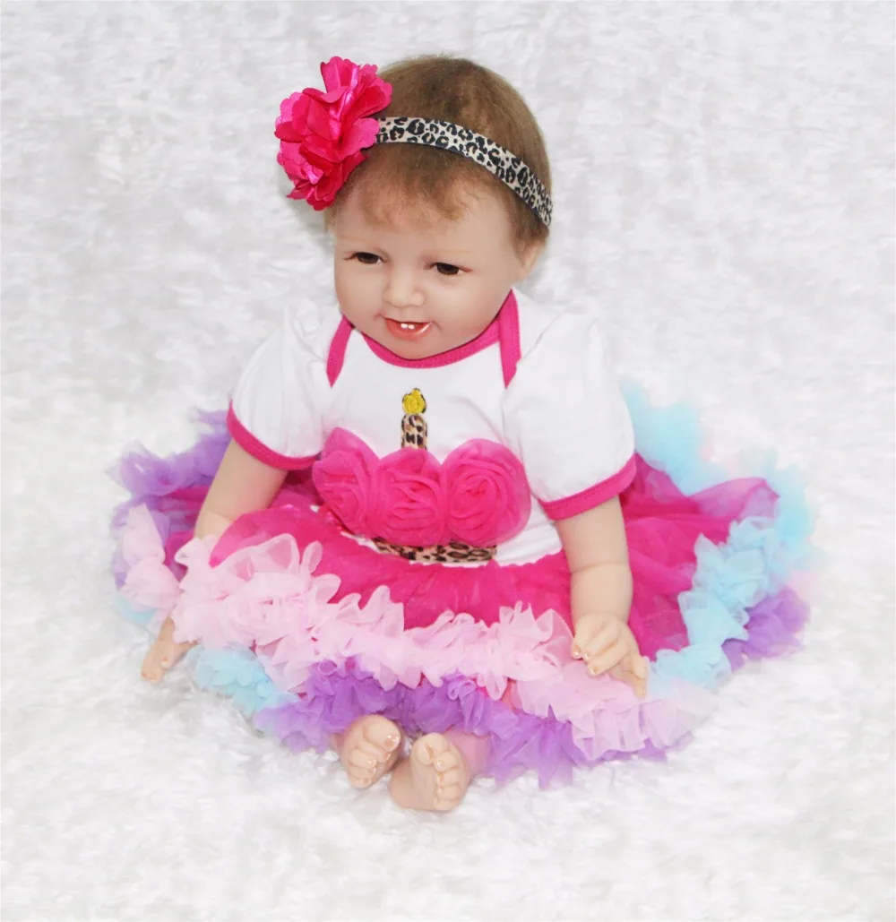 22 дюйма силиконовые куклы Reborn Baby Одежда для куклы кукла принцесса для девочек игрушки bebe realista reborn bonecas Детский Рождественский подарок
22 дюйма силиконовые куклы Reborn Baby Одежда для куклы кукла принцесса для девочек игрушки bebe realista reborn bonecas Детский Рождественский подарок