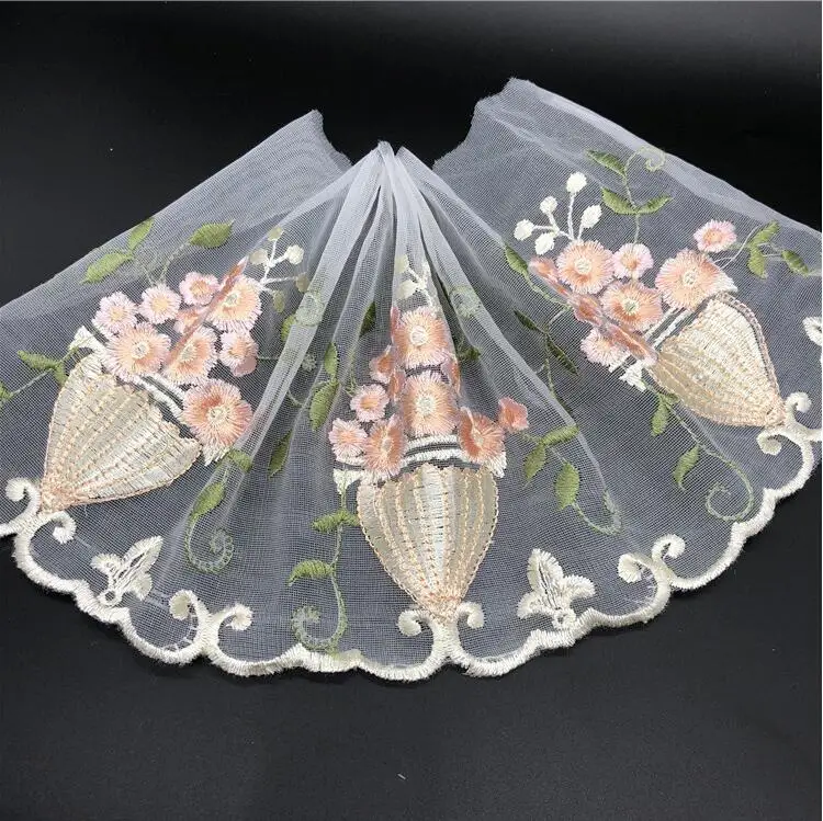 14Yards Lace Fabric Beautiful Flower Venise Lace Trim Sewing Craft Embroidered Lace For Sewing Decoration
14Yards Lace Fabric Beautiful Flower Venise Lace Trim Sewing Craft Embroidered Lace For Sewing Decoration