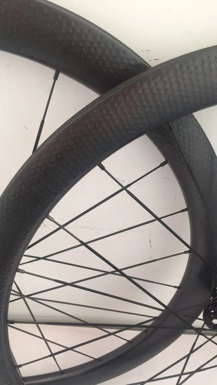 2019 style dimples carbon bike wheels 45mm tubular 25mm disc road wheels in carbon disc bicycle wheels dimple free shipping
2019 style dimples carbon bike wheels 45mm tubular 25mm disc road wheels in carbon disc bicycle wheels dimple free shipping