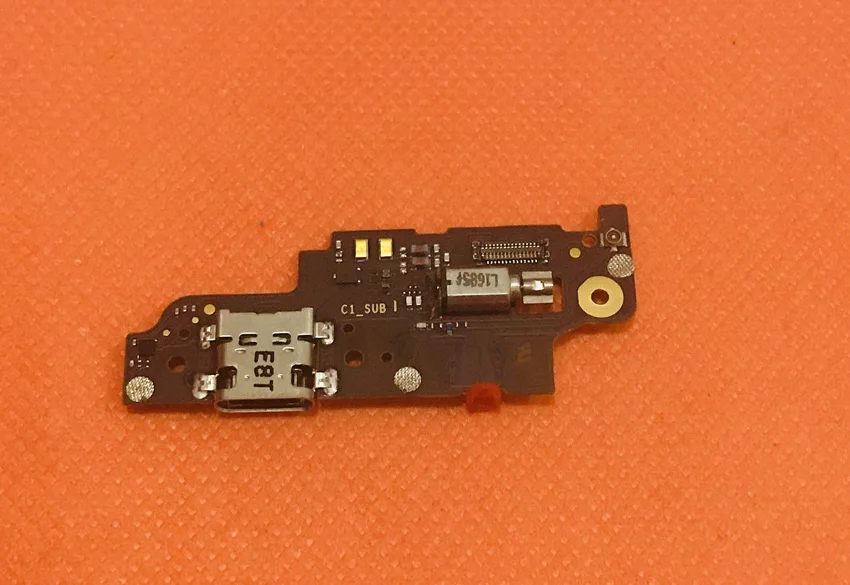 Used Original USB Plug Charge Board For Coolpad LeEco letv Cool 1 R116 Snapdragon 652 Free shipping
Used Original USB Plug Charge Board For Coolpad LeEco letv Cool 1 R116 Snapdragon 652 Free shipping
