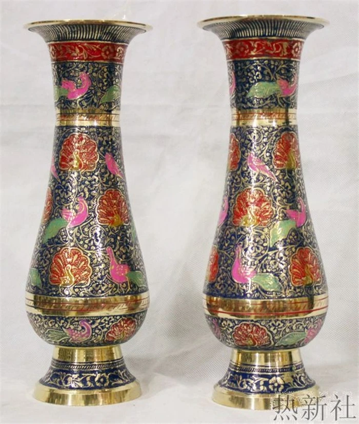 India Pakistan imported Japanese purple bronze vase handicraft flower flower home furnishings
India Pakistan imported Japanese purple bronze vase handicraft flower flower home furnishings