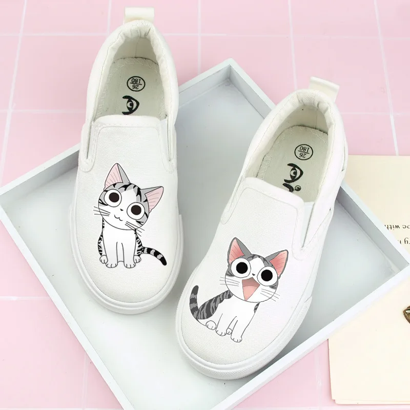 Children's Boys And Girls Fashion Hand-drawn Cartoon Cute Cheese Cat Canvas Low Help Student Baby Shoes Spring And Autumn
Children's Boys And Girls Fashion Hand-drawn Cartoon Cute Cheese Cat Canvas Low Help Student Baby Shoes Spring And Autumn