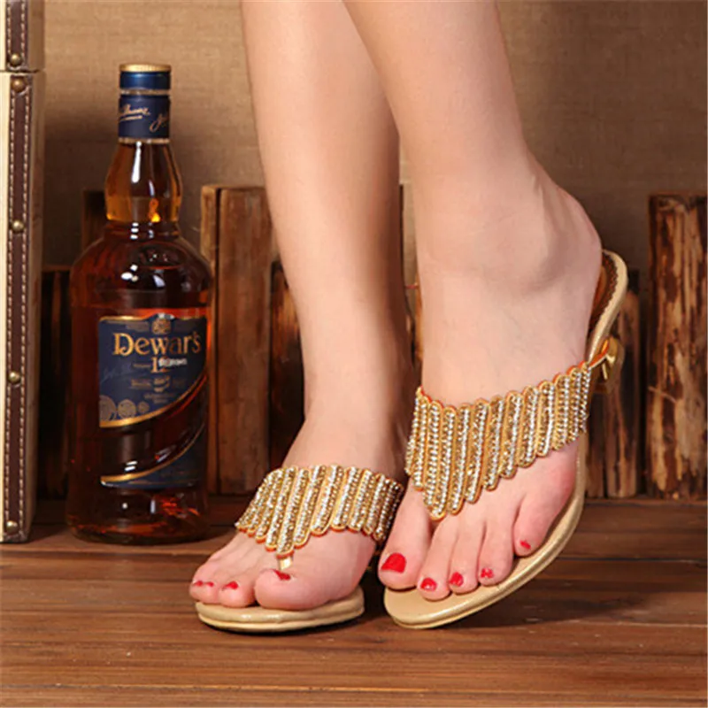 G-SPARROW 2018 Summer Style New Rhinestone Flip Flops Womens Luxury Brand Shoes Online Sale Slipper High Heels Gold Slippers
G-SPARROW 2018 Summer Style New Rhinestone Flip Flops Womens Luxury Brand Shoes Online Sale Slipper High Heels Gold Slippers