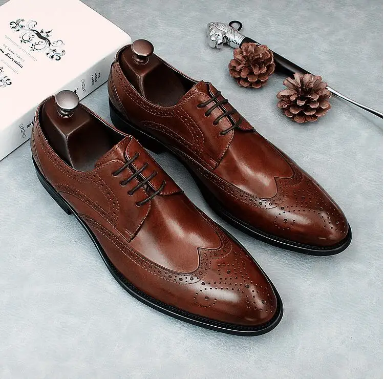 Brogue shoes men genuine leather lace up smart casual shoes pointed toes carved low heel breathable red wedding dress shoe
Brogue shoes men genuine leather lace up smart casual shoes pointed toes carved low heel breathable red wedding dress shoe
