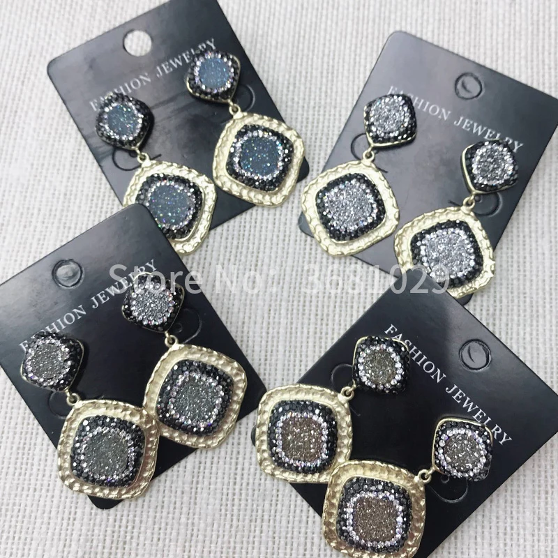 European and American luxurious color crystal tooth earring fashionable popular simple sense eardrop
European and American luxurious color crystal tooth earring fashionable popular simple sense eardrop
