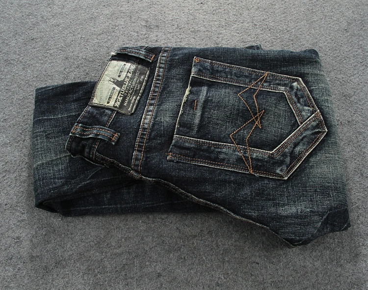 Italy Vintage Fashion Men Jeans Retro Slim Fit Ripped Jeans Men Embroidery Classical Denim Pants Streetwear Hip Hop Jeans homme 
Italy Vintage Fashion Men Jeans Retro Slim Fit Ripped Jeans Men Embroidery Classical Denim Pants Streetwear Hip Hop Jeans homme