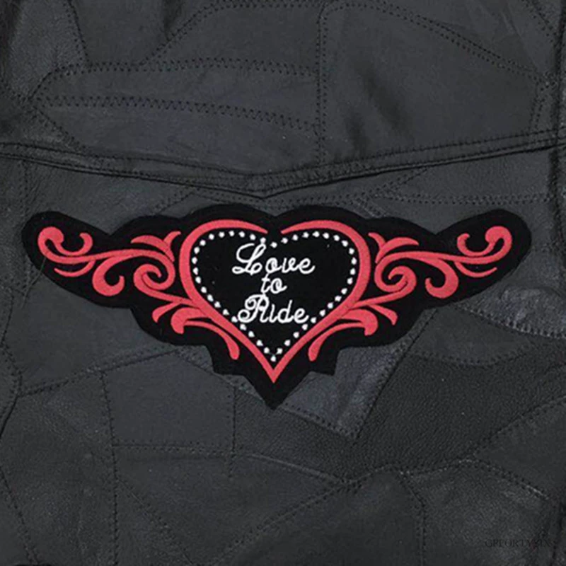 Women Vintage Motorcycle Leather Vest Classical Patches Motorcycle Waistcoat Rose embroidery badge Leather Vest for
Women Vintage Motorcycle Leather Vest Classical Patches Motorcycle Waistcoat Rose embroidery badge Leather Vest for