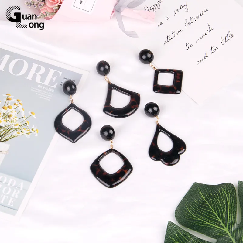 GuanLong Trendy Long Dangle Resin Earring for Women Big Geometric Acrylic Drop Earrings Multiple Styles Fashion Jewelry Brincos
GuanLong Trendy Long Dangle Resin Earring for Women Big Geometric Acrylic Drop Earrings Multiple Styles Fashion Jewelry Brincos