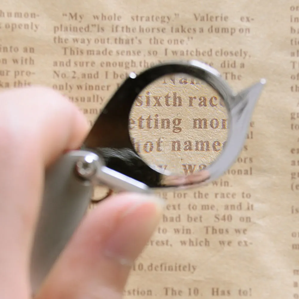 New Portable Metal Pocket Foldable 8x Jewelry Magnifier Loupe W/Keychain 123x29x12mm For Home Travel With Zinc Alloy
New Portable Metal Pocket Foldable 8x Jewelry Magnifier Loupe W/Keychain 123x29x12mm For Home Travel With Zinc Alloy