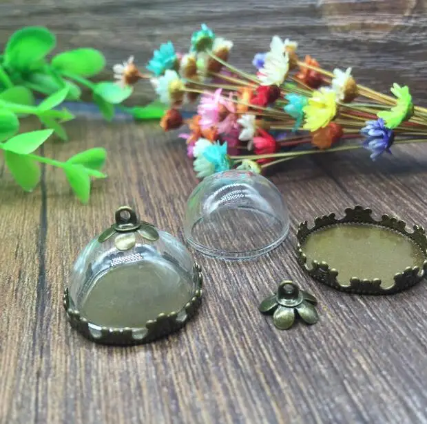 50sets/lot 20mm glass dome Antique bronze/silver round queen tray bead cap setting diy jewelry necklace vial pendants making
50sets/lot 20mm glass dome Antique bronze/silver round queen tray bead cap setting diy jewelry necklace vial pendants making
