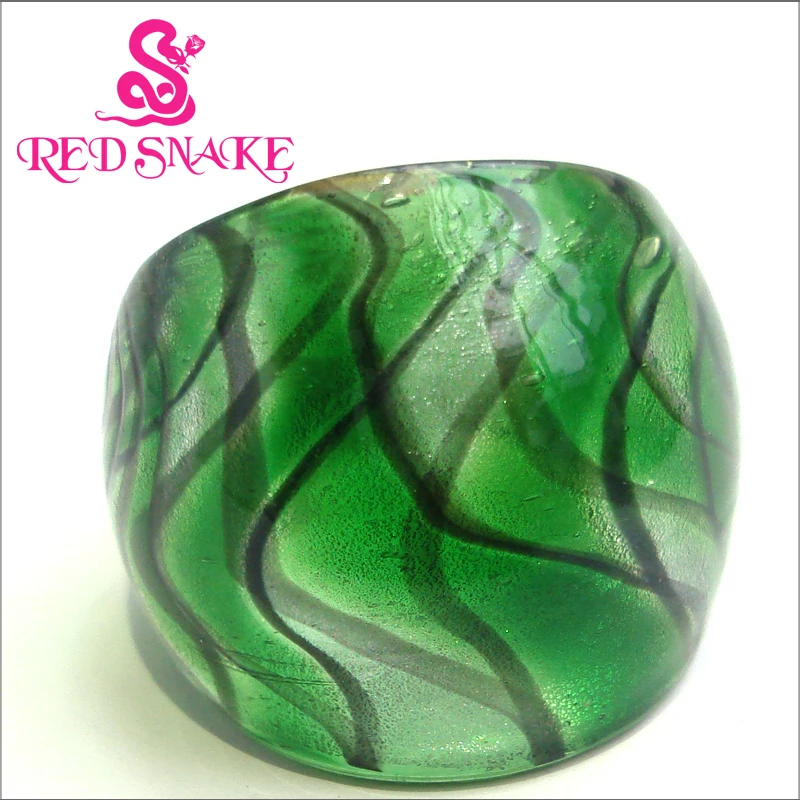 RED SNAKE Fashion Ring Handmade green color ribbon with black line Murano Glass Rings
RED SNAKE Fashion Ring Handmade green color ribbon with black line Murano Glass Rings