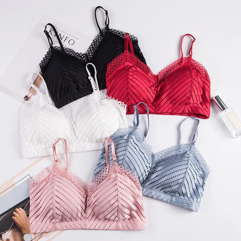 Sexy Bra Women Lace Padded Bralette Sexy Lingerie Underwear Breathable Wireless Padded Seamless Bra
Sexy Bra Women Lace Padded Bralette Sexy Lingerie Underwear Breathable Wireless Padded Seamless Bra