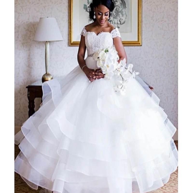 High Quality Sweetheart Cap Sleeves Lace Wedding Dresses 2021 Tulle Puffy Ballgown Bridal Gowns
High Quality Sweetheart Cap Sleeves Lace Wedding Dresses 2021 Tulle Puffy Ballgown Bridal Gowns