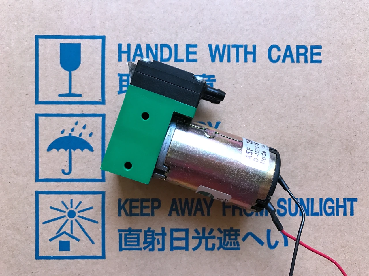 FOR Used Disassemble Germany Import Corrosion Resistant Thomas Liquid Pump Diaphragm Pump 50021101 12V
FOR Used Disassemble Germany Import Corrosion Resistant Thomas Liquid Pump Diaphragm Pump 50021101 12V