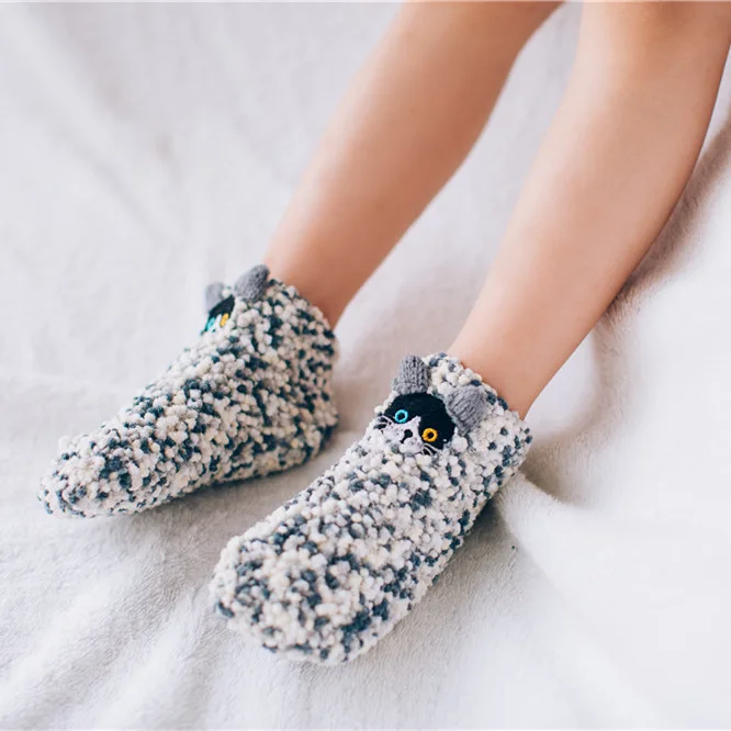 12cm Winter thicken Children Baby Cartoon Christmas Warm Gift Chrysanthemum yarn Anti-skid Floor Child Girl Boy Boxed Socks
12cm Winter thicken Children Baby Cartoon Christmas Warm Gift Chrysanthemum yarn Anti-skid Floor Child Girl Boy Boxed Socks