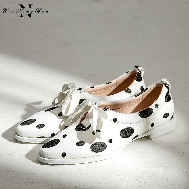 XiuNingYan Luxury Women Flat Horsehair Genuine Leather Loafers Casual Shoes Woman Oxfords Flats Square Toe Brogues Plus Size
XiuNingYan Luxury Women Flat Horsehair Genuine Leather Loafers Casual Shoes Woman Oxfords Flats Square Toe Brogues Plus Size