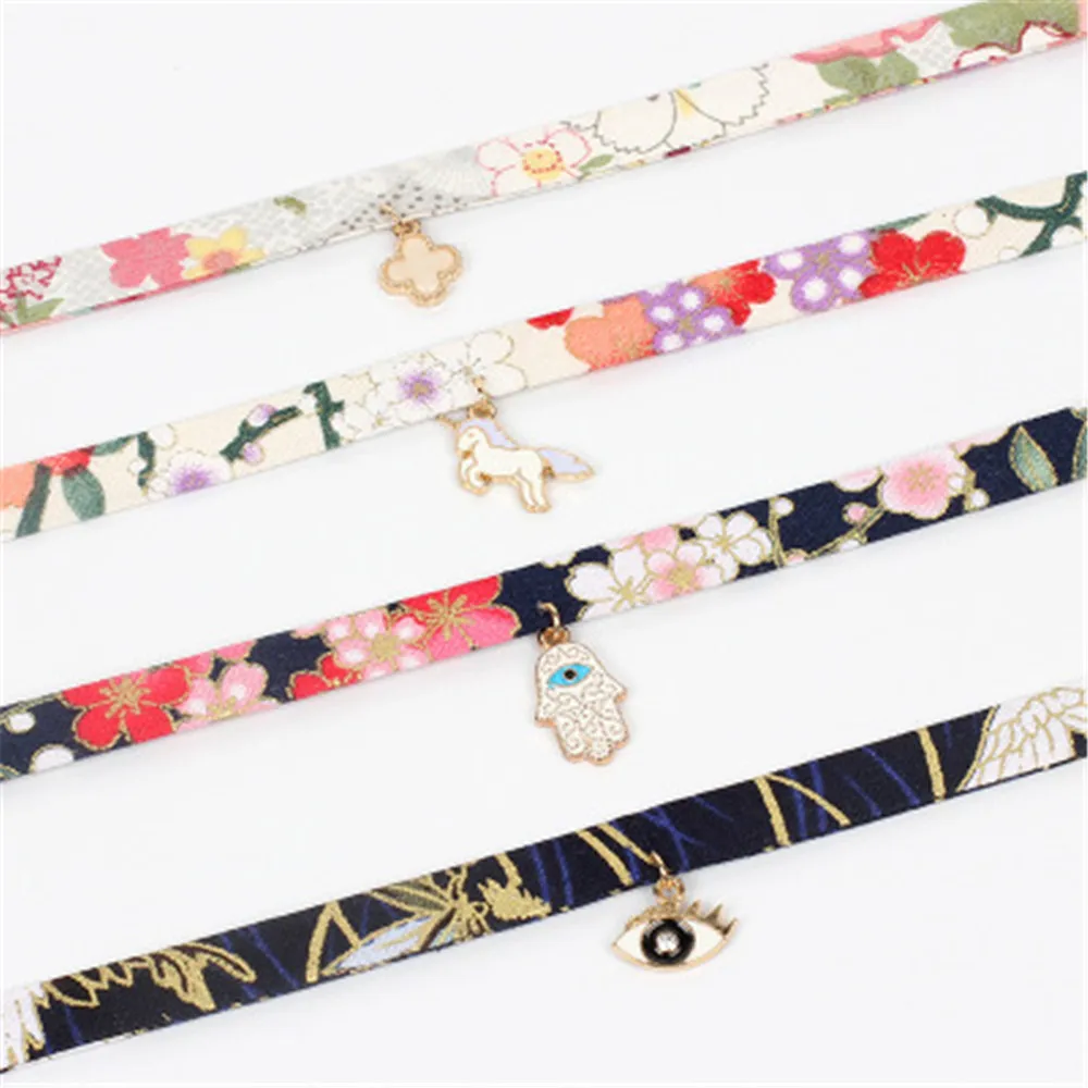 Japan Fabric Printed Fox Cat Hands Summer Girls Woman Choker Vintage Clavicular Chain Short Necklace Jewelry-YY
Japan Fabric Printed Fox Cat Hands Summer Girls Woman Choker Vintage Clavicular Chain Short Necklace Jewelry-YY