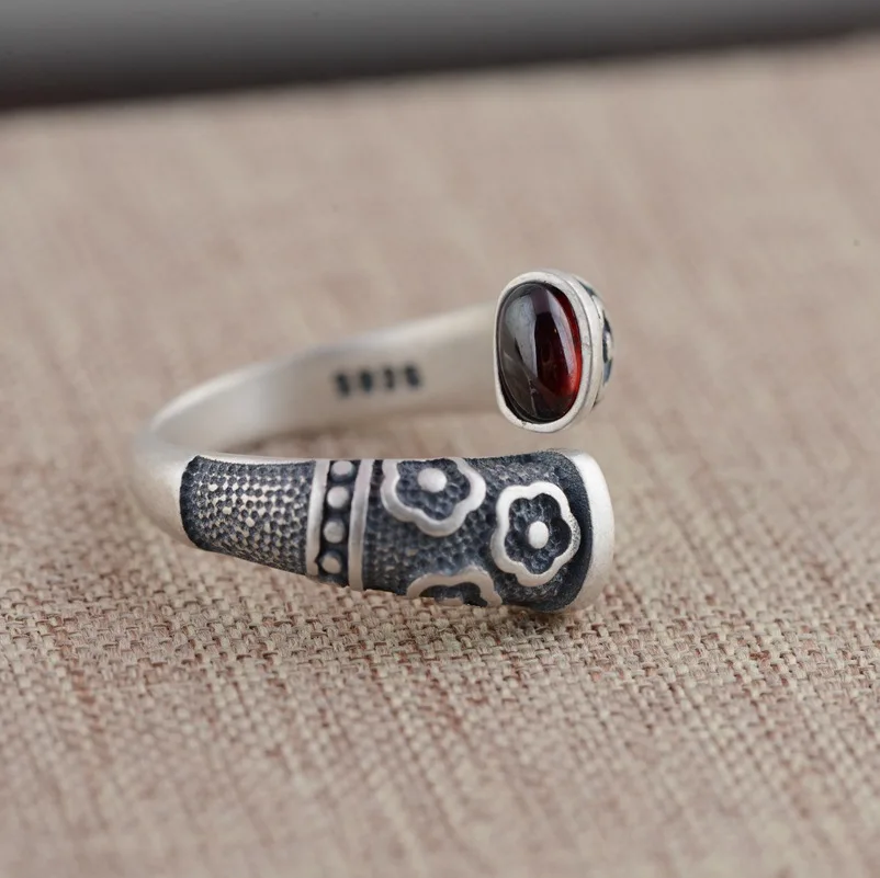 Vintage Garnet 925 Pure Silver Rings For Women Girl Handmade Genuine Lovely Flower Gift Ring Thai Silver Jewelry Accessories
Vintage Garnet 925 Pure Silver Rings For Women Girl Handmade Genuine Lovely Flower Gift Ring Thai Silver Jewelry Accessories