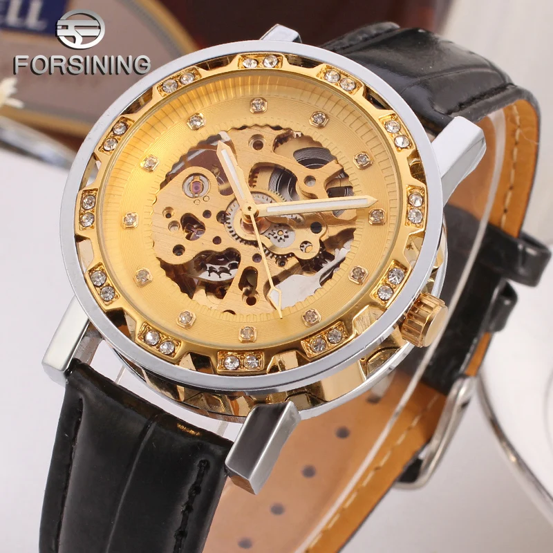 Fashion FORSININ Black Top Brand Luxury Gold Retro Luminous Hands Diamond Display Mens Mechanical Skeleton Leather Wrist Watches
Fashion FORSININ Black Top Brand Luxury Gold Retro Luminous Hands Diamond Display Mens Mechanical Skeleton Leather Wrist Watches
