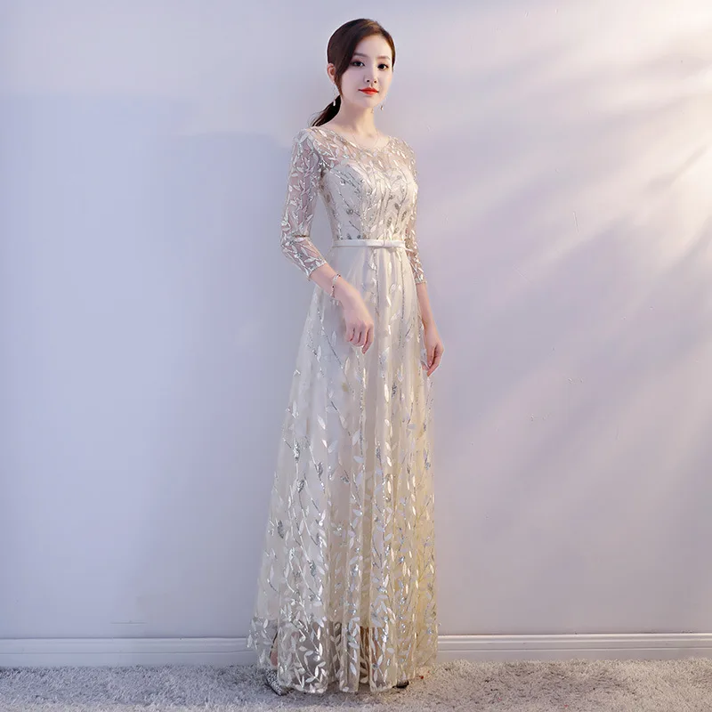 Elegant Women Floor Length Cheongsam Classic Embroidery Qipao Stage Show Performance Dresses Large Size XXXL Sequins Clothes
Elegant Women Floor Length Cheongsam Classic Embroidery Qipao Stage Show Performance Dresses Large Size XXXL Sequins Clothes