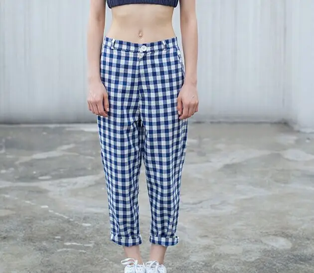 Ankle-length Pants Women Plaid Pant Casual Button Fly Blue White Spring New Letters Embroidery Harajuku Fashion 2017 Trousers
Ankle-length Pants Women Plaid Pant Casual Button Fly Blue White Spring New Letters Embroidery Harajuku Fashion 2017 Trousers