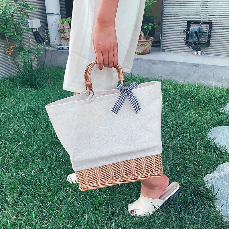 Women Messenger Straw Canvas Stitching Hnadbag 2019 New Designer Summer Rattan Woven Bag Portable Canvas Beach Bag Shipping
Women Messenger Straw Canvas Stitching Hnadbag 2019 New Designer Summer Rattan Woven Bag Portable Canvas Beach Bag Shipping
