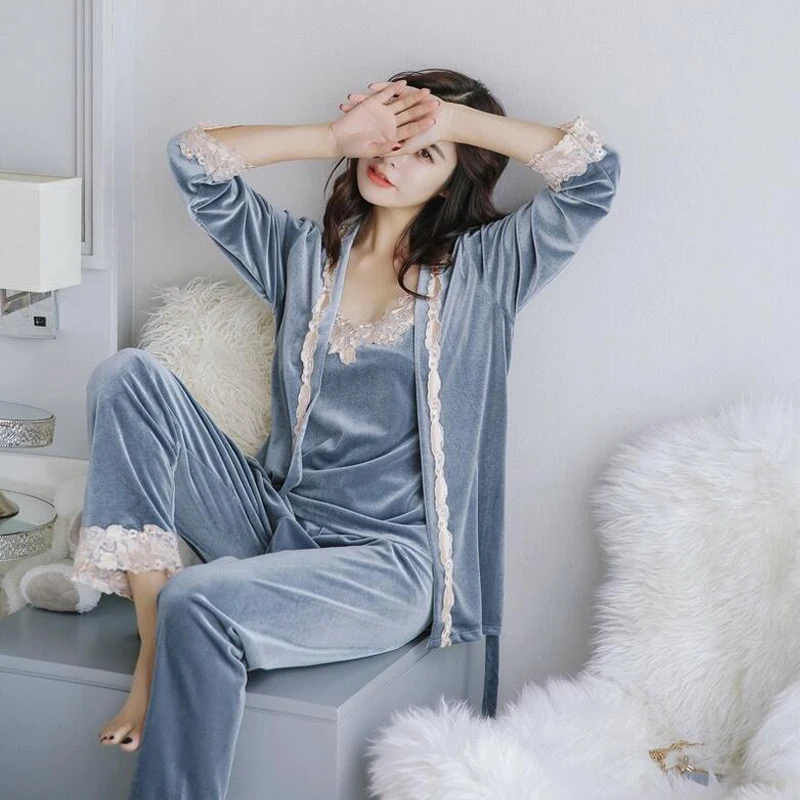 Winter Warm Pajamas Set Women Sleepwear Suit Velvet Sexy Pink Homewear Pijama Woman Pajamas Long Pant Set Robe Three-piece Suit
Winter Warm Pajamas Set Women Sleepwear Suit Velvet Sexy Pink Homewear Pijama Woman Pajamas Long Pant Set Robe Three-piece Suit