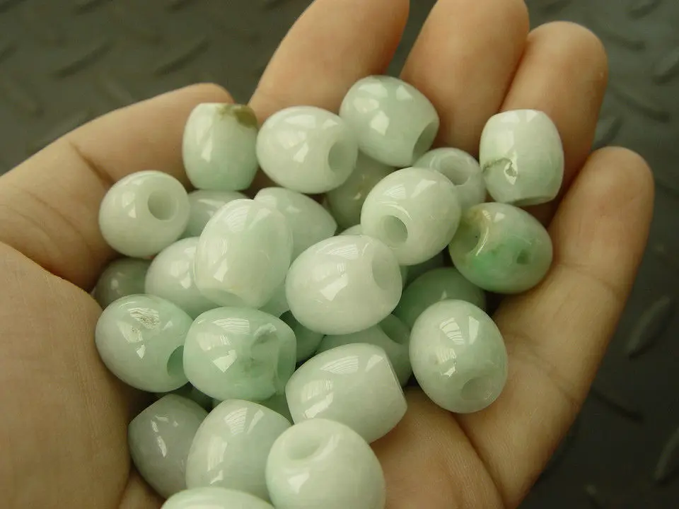 20 Pcs 100% Natural Grade A JADE Jadeite Green 13mm Loose Bead Barrel beads W113 diy
20 Pcs 100% Natural Grade A JADE Jadeite Green 13mm Loose Bead Barrel beads W113 diy