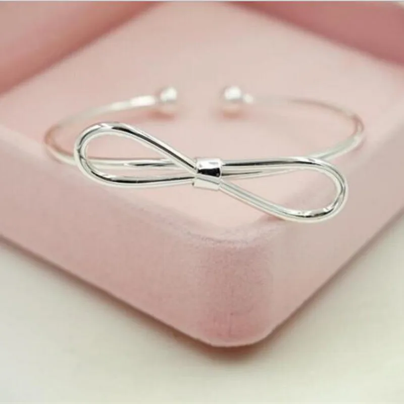 Free Shipping Silver Plated Jewelry Bracelet Female Simple Fashion Open Bow Girlfriend gift Bracelets SB67
Free Shipping Silver Plated Jewelry Bracelet Female Simple Fashion Open Bow Girlfriend gift Bracelets SB67